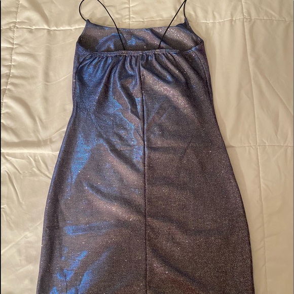 PRETTY LITTLE THING! - Picture 2 of 2